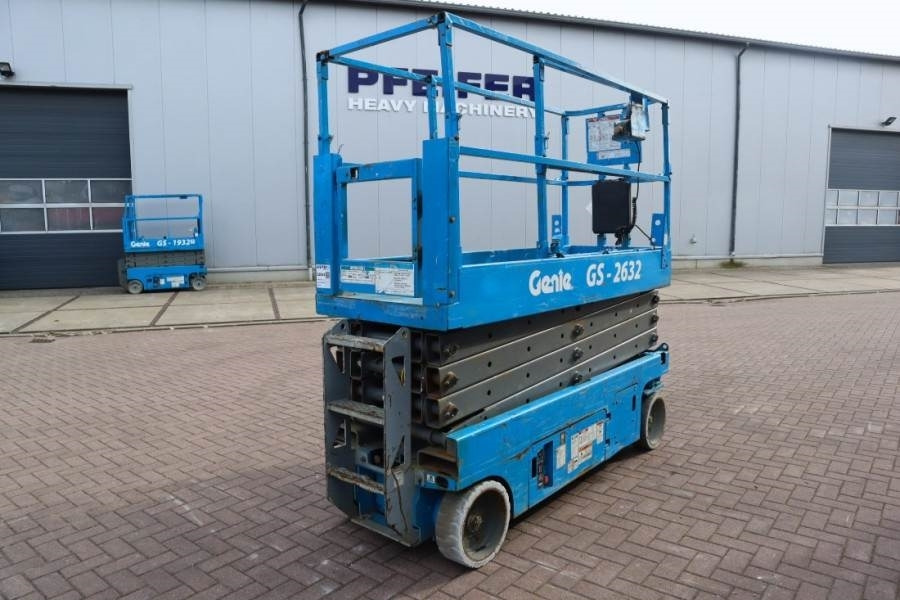 Genie GS2632 Electric, Working Height 10m, 227kg Capacit - Nacelle ciseaux: photos 2 Genie GS2632 Electric, Working Height 10m, 227kg Capacit - Nacelle ciseaux: photos 2