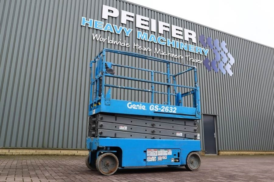 Genie GS2632 Electric, Working Height 10m, 227kg Capacit - Nacelle ciseaux: photos 1 Genie GS2632 Electric, Working Height 10m, 227kg Capacit - Nacelle ciseaux: photos 1