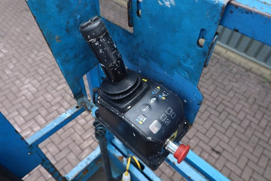 Genie GS3246 Electric, Working Height 11.75 m, 318kg Cap  - Nacelle ciseaux: photos 5 Genie GS3246 Electric, Working Height 11.75 m, 318kg Cap  - Nacelle ciseaux: photos 5