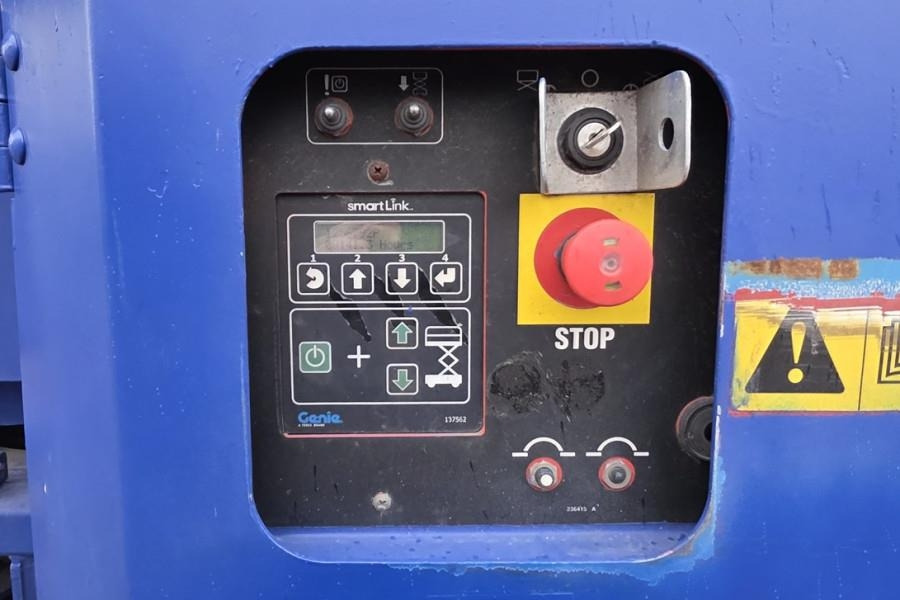 Genie GS3369DC Electric, 11.9m Working Height, 454kg Cap - Nacelle ciseaux: photos 5 Genie GS3369DC Electric, 11.9m Working Height, 454kg Cap - Nacelle ciseaux: photos 5