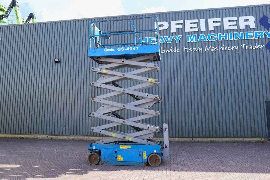 Genie GS4047 Electric, 14m Working Height, 350kg Capacit - Nacelle ciseaux: photos 3 Genie GS4047 Electric, 14m Working Height, 350kg Capacit - Nacelle ciseaux: photos 3