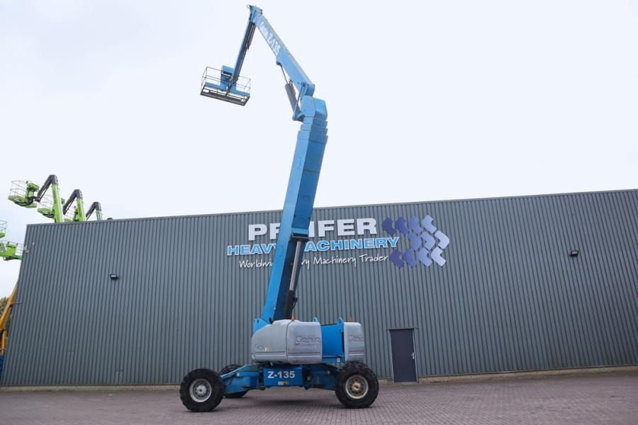 Genie Z135/70 Diesel, 4x4x4 Drive, 43m Lifting Height, 2 - Nacelle articulée: photos 2 Genie Z135/70 Diesel, 4x4x4 Drive, 43m Lifting Height, 2 - Nacelle articulée: photos 2