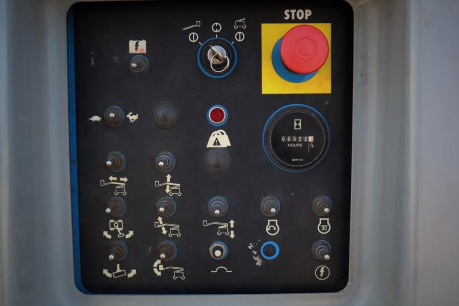 Genie Z45/25J Bi-Energy Diesel / Battery, 4x2 Drive, 16m - Nacelle articulée: photos 3 Genie Z45/25J Bi-Energy Diesel / Battery, 4x2 Drive, 16m - Nacelle articulée: photos 3