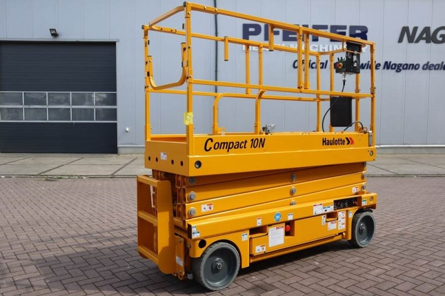 Haulotte Compact 10N Valid Iinspection, *Guarantee! 10m Wor - Nacelle ciseaux: photos 2 Haulotte Compact 10N Valid Iinspection, *Guarantee! 10m Wor - Nacelle ciseaux: photos 2