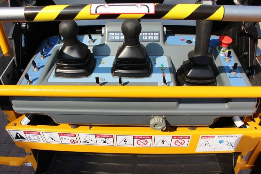 Haulotte HT28RTJ Pro Diesel, 4x4 Drive, 27.9 m Working Heig - Nacelle télescopique: photos 3 Haulotte HT28RTJ Pro Diesel, 4x4 Drive, 27.9 m Working Heig - Nacelle télescopique: photos 3