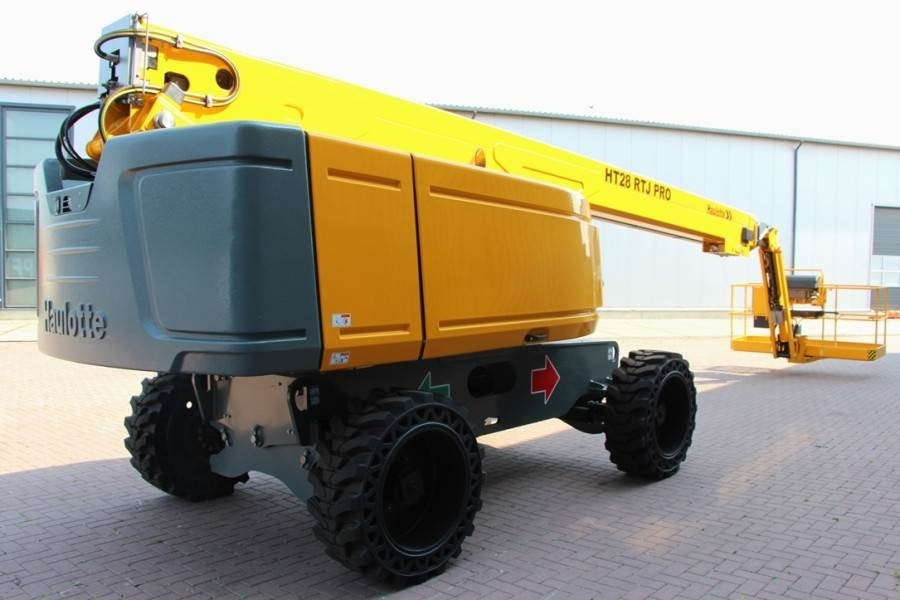 Haulotte HT28RTJ Pro Diesel, 4x4 Drive, 27.9 m Working Heig - Nacelle télescopique: photos 2 Haulotte HT28RTJ Pro Diesel, 4x4 Drive, 27.9 m Working Heig - Nacelle télescopique: photos 2