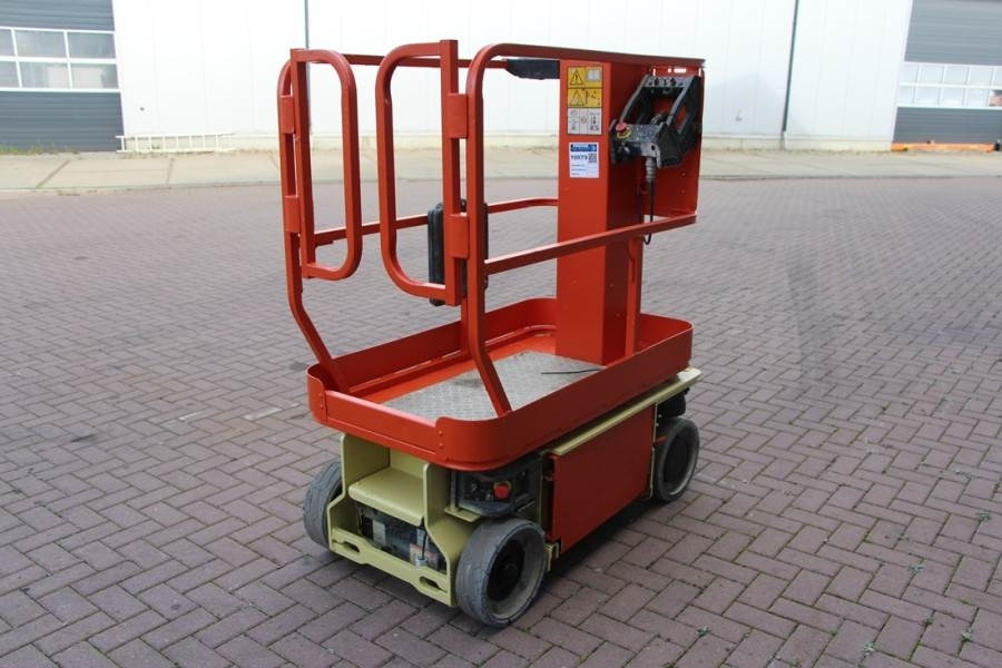 JLG 1230 ES Electric, 5.6m Working height, Non Marking - Nacelle articulée: photos 2 JLG 1230 ES Electric, 5.6m Working height, Non Marking - Nacelle articulée: photos 2