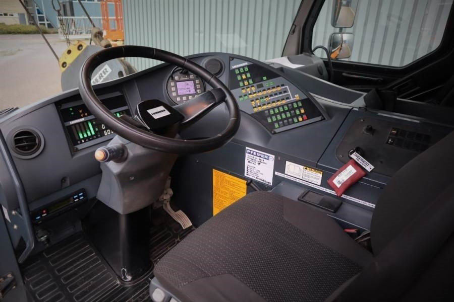 Liebherr LTM1070-4.2 Dutch Vehicle Registration, Valid Insp - Grue tout-terrain: photos 3 Liebherr LTM1070-4.2 Dutch Vehicle Registration, Valid Insp - Grue tout-terrain: photos 3