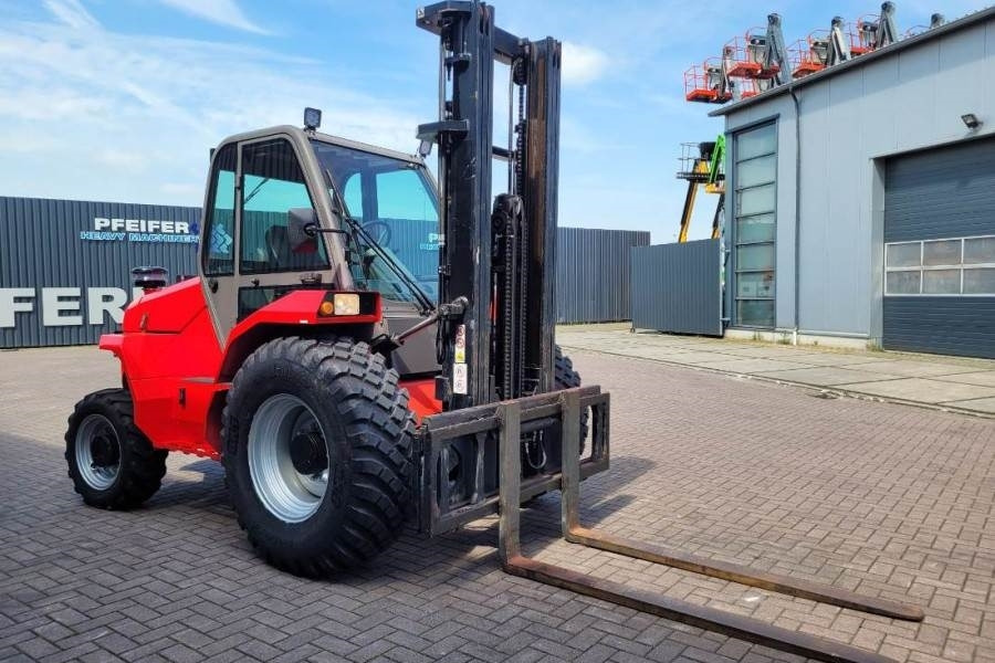Manitou M30-4 Valid Inspection, *Guarantee, Diesel, 4x4 Dr - Chariot tout terrain: photos 2 Manitou M30-4 Valid Inspection, *Guarantee, Diesel, 4x4 Dr - Chariot tout terrain: photos 2