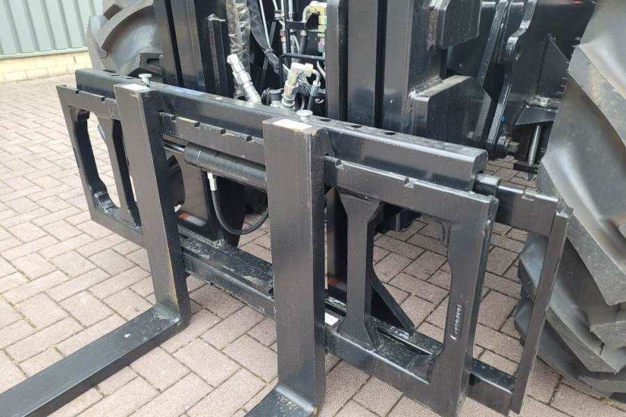 Manitou M30-4 Valid inspection, *Guarantee, Diesel, 4x4 Dr - Chariot tout terrain: photos 4 Manitou M30-4 Valid inspection, *Guarantee, Diesel, 4x4 Dr - Chariot tout terrain: photos 4