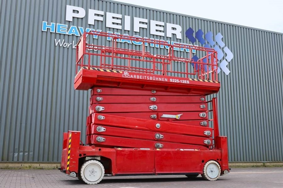 PB LIFT S225-12ES Electric, 22.5m Working Height, 450 - Nacelle ciseaux: photos 1 PB LIFT S225-12ES Electric, 22.5m Working Height, 450 - Nacelle ciseaux: photos 1
