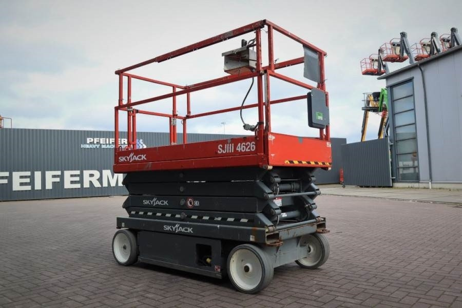 SkyJack SJ4626 ELECTRIC, 10M WORKING HEIGHT, 454KG CAPACIT  - Nacelle ciseaux: photos 2 SkyJack SJ4626 ELECTRIC, 10M WORKING HEIGHT, 454KG CAPACIT  - Nacelle ciseaux: photos 2