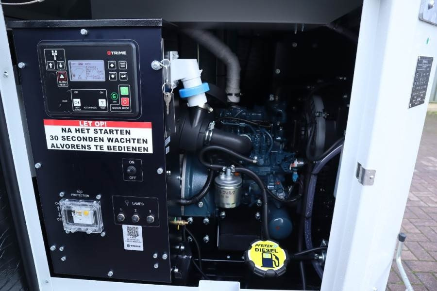 Trime X-BOX 4x320W Valid inspection, *Guarantee! Hydr. V - Mat d'éclairage: photos 4 Trime X-BOX 4x320W Valid inspection, *Guarantee! Hydr. V - Mat d'éclairage: photos 4
