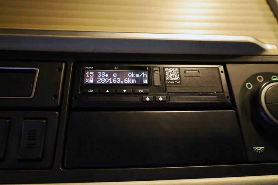 Volvo FH12 With Cormach 135tm Crane Volvo FH12 10x4 With  - Grue tout-terrain: photos 5 Volvo FH12 With Cormach 135tm Crane Volvo FH12 10x4 With  - Grue tout-terrain: photos 5