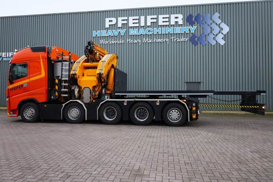 Volvo FH12 With Cormach 135tm Crane Volvo FH12 10x4 With  - Grue tout-terrain: photos 3 Volvo FH12 With Cormach 135tm Crane Volvo FH12 10x4 With  - Grue tout-terrain: photos 3