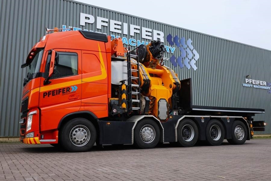 Volvo FH12 With Cormach 135tm Crane Volvo FH12 10x4 With  - Grue tout-terrain: photos 1 Volvo FH12 With Cormach 135tm Crane Volvo FH12 10x4 With  - Grue tout-terrain: photos 1