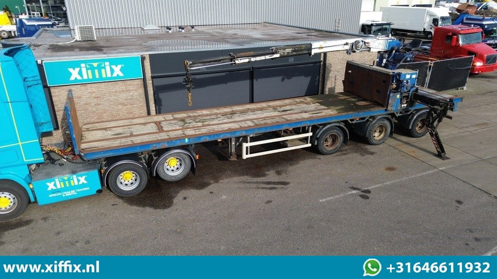 Floor 3-ass. Steenoplegger met Kennis 23 ton/mtr. Kraan - Camion plateau, Camion grue: photos 1 Floor 3-ass. Steenoplegger met Kennis 23 ton/mtr. Kraan - Camion plateau, Camion grue: photos 1