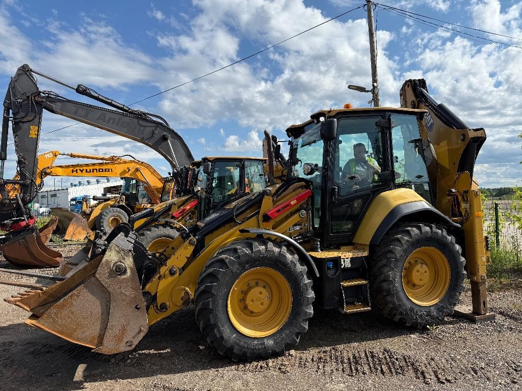 CAT 444 - Tractopelle: photos 3 CAT 444 - Tractopelle: photos 3