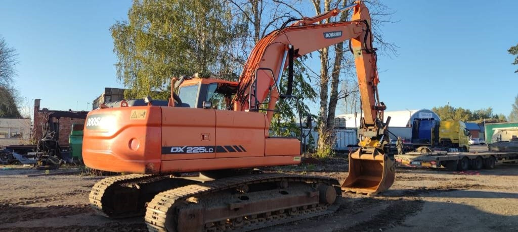 Doosan 225 LC  - Pelle sur chenille: photos 3 Doosan 225 LC  - Pelle sur chenille: photos 3