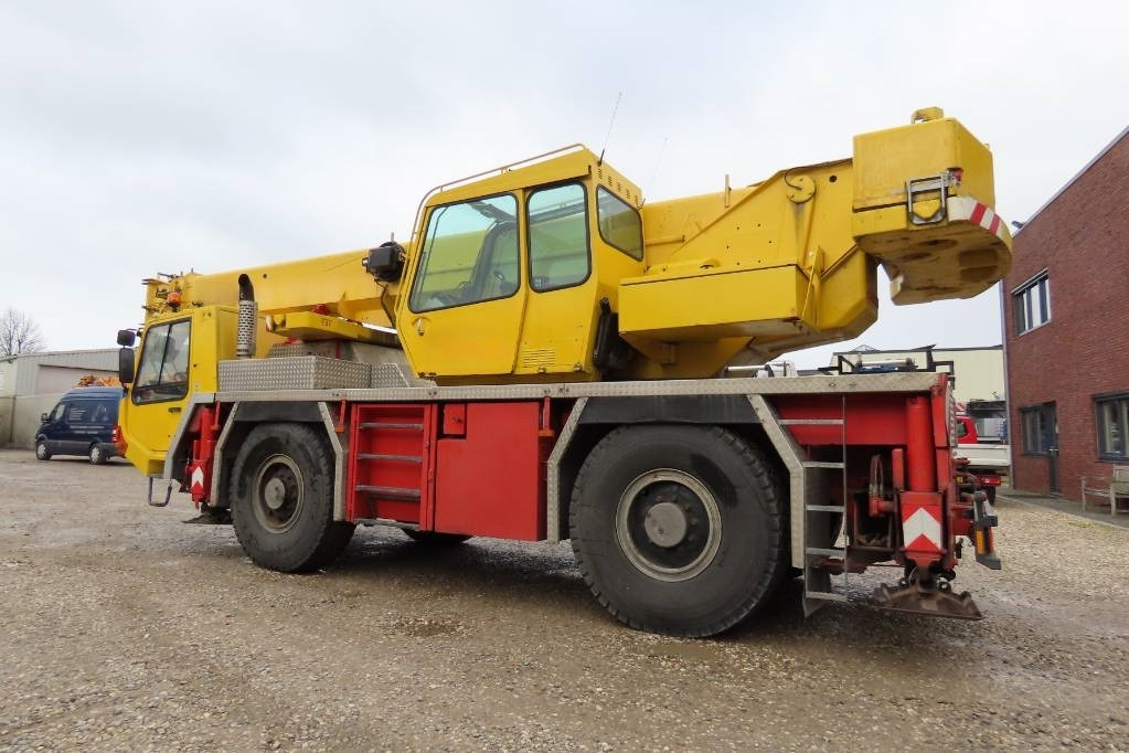 Faun ATF 30-2 L - Grue tout-terrain: photos 4 Faun ATF 30-2 L - Grue tout-terrain: photos 4