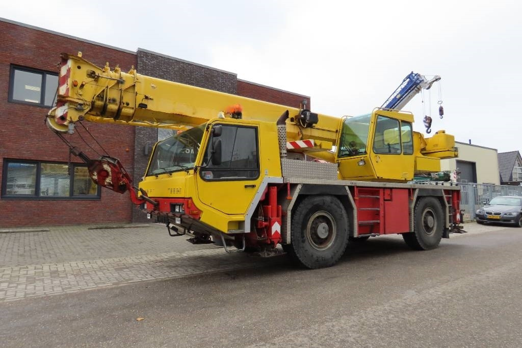 Faun ATF 30-2 L - Grue tout-terrain: photos 1 Faun ATF 30-2 L - Grue tout-terrain: photos 1