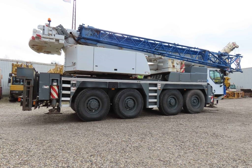 Liebherr LTM 1090-4.1 - Grue tout-terrain: photos 3 Liebherr LTM 1090-4.1 - Grue tout-terrain: photos 3