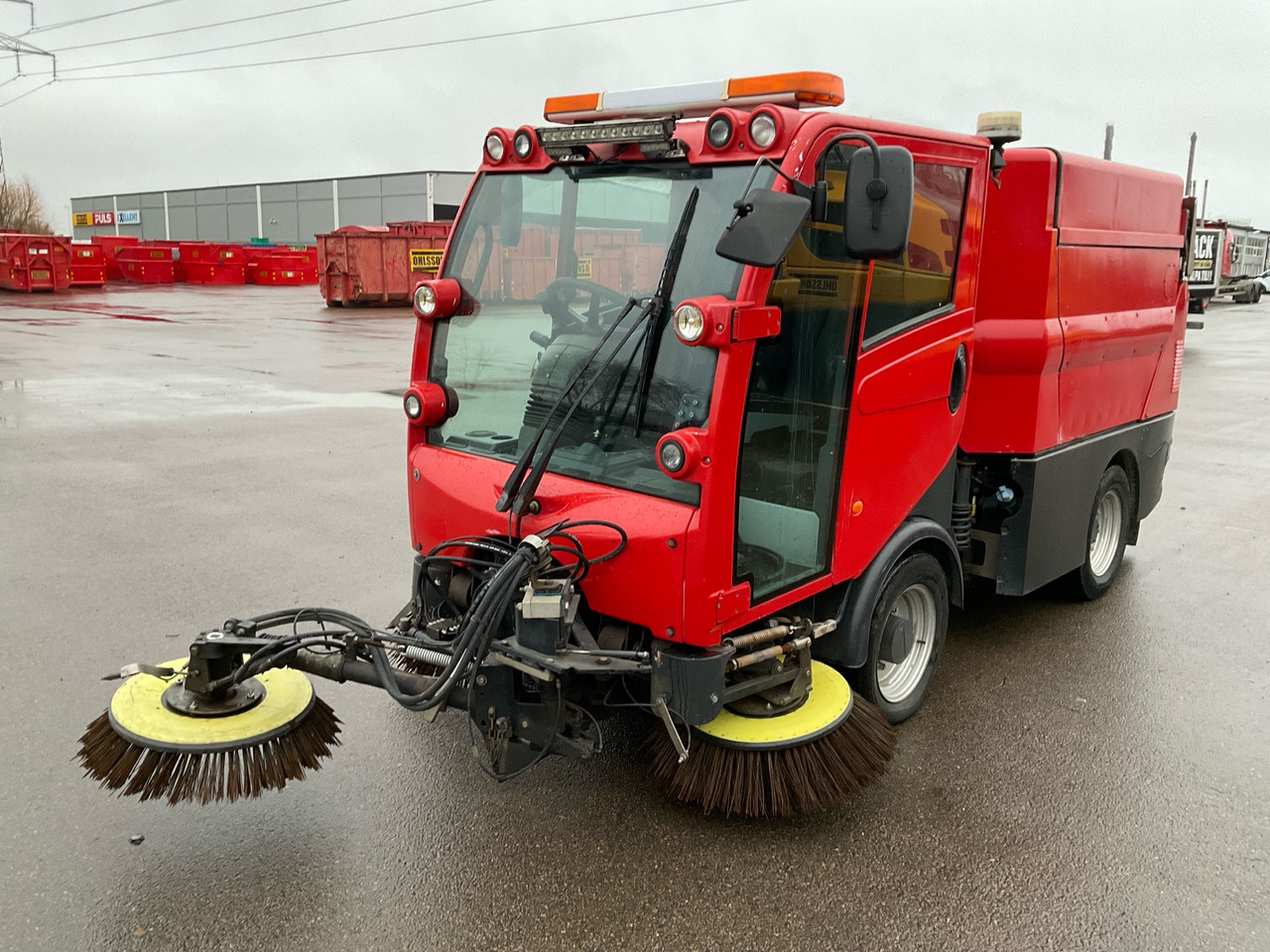 Bucher CC2020 - Brosse: photos 1 Bucher CC2020 - Brosse: photos 1