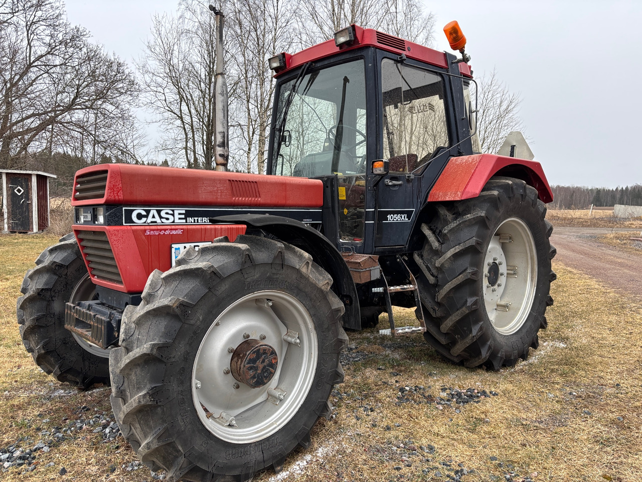 Case IH 1056XL - Tracteur agricole: photos 1 Case IH 1056XL - Tracteur agricole: photos 1