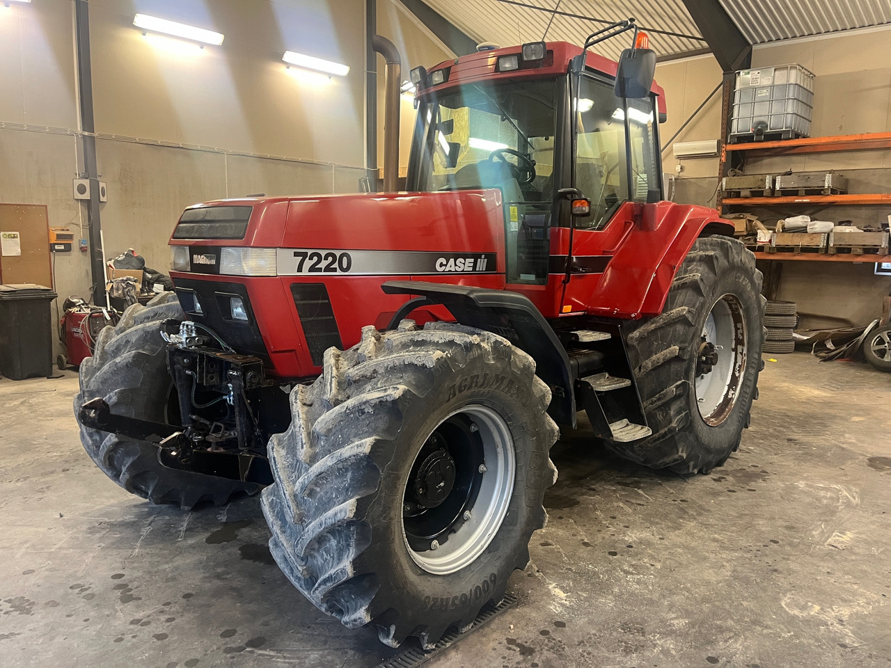 Case IH 7220 4wd - Tracteur agricole: photos 1 Case IH 7220 4wd - Tracteur agricole: photos 1