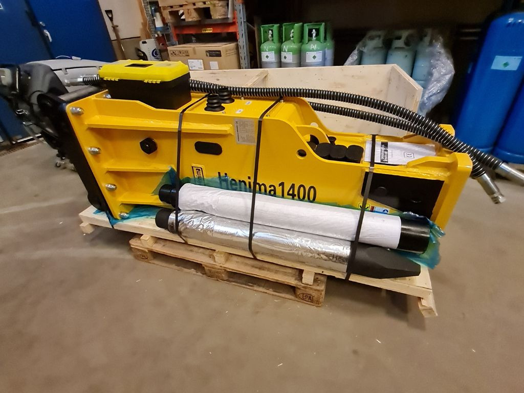 Henima 1400 - L'équipement de construction: photos 1 Henima 1400 - L'équipement de construction: photos 1