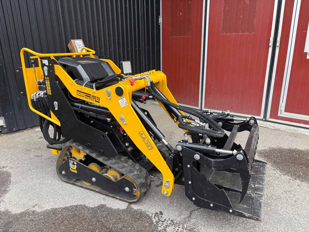 Heracles 29315 - Chargeuse sur pneus: photos 1 Heracles 29315 - Chargeuse sur pneus: photos 1