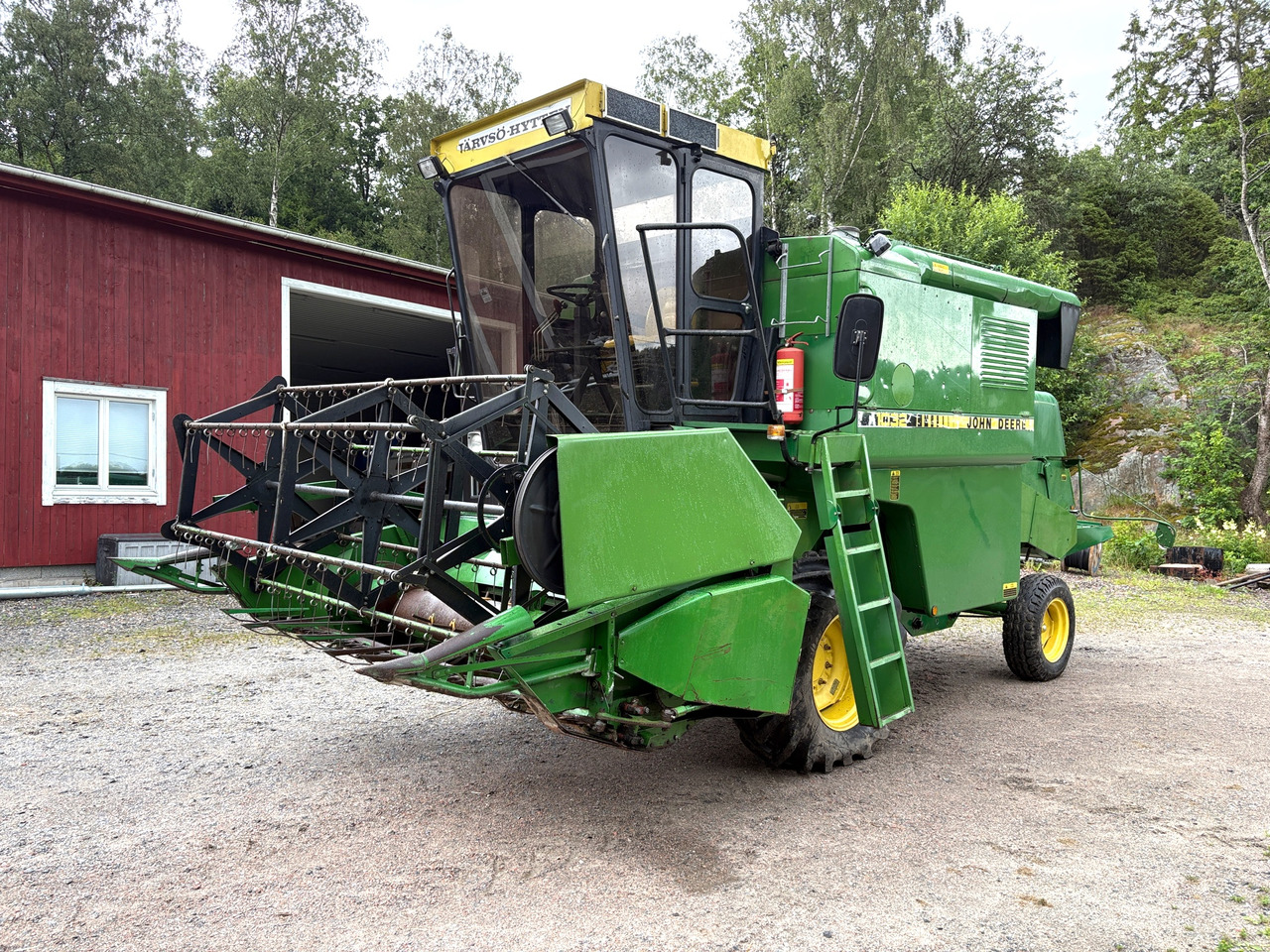 John Deere 1032 - Moissonneuse-batteuse: photos 1 John Deere 1032 - Moissonneuse-batteuse: photos 1