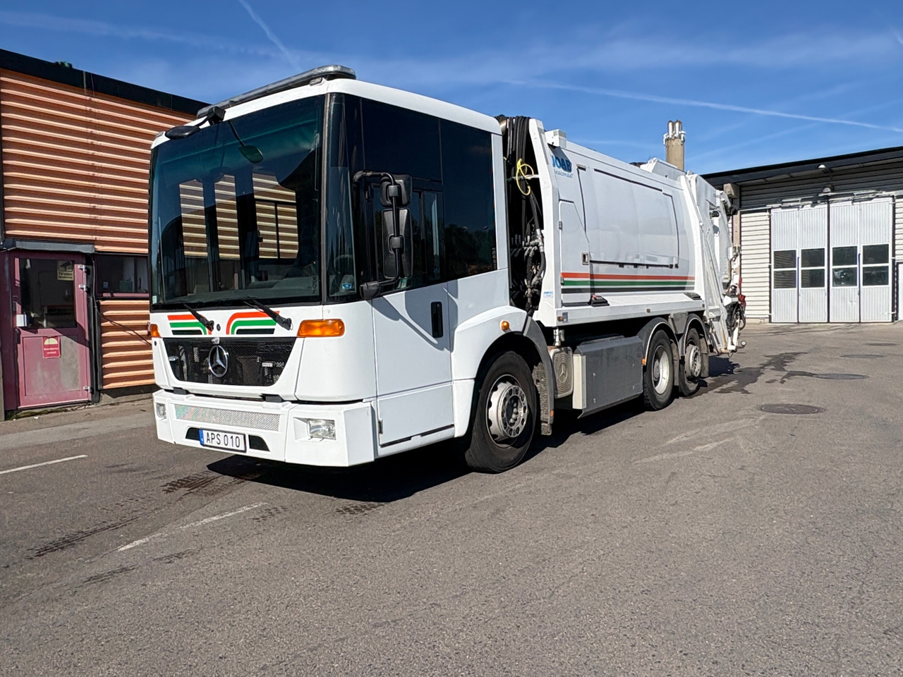Mercedes-Benz Econic - Benne à ordures ménagères: photos 1 Mercedes-Benz Econic - Benne à ordures ménagères: photos 1