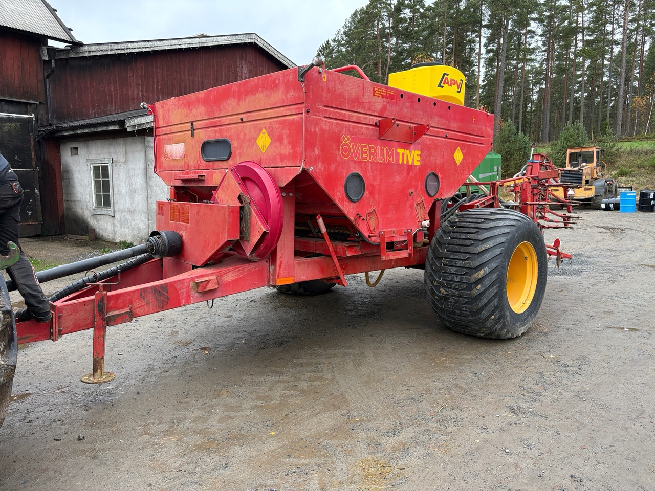 Överum Tive Combi Jet 5004 - Semoir/ Planteuse: photos 1 Överum Tive Combi Jet 5004 - Semoir/ Planteuse: photos 1