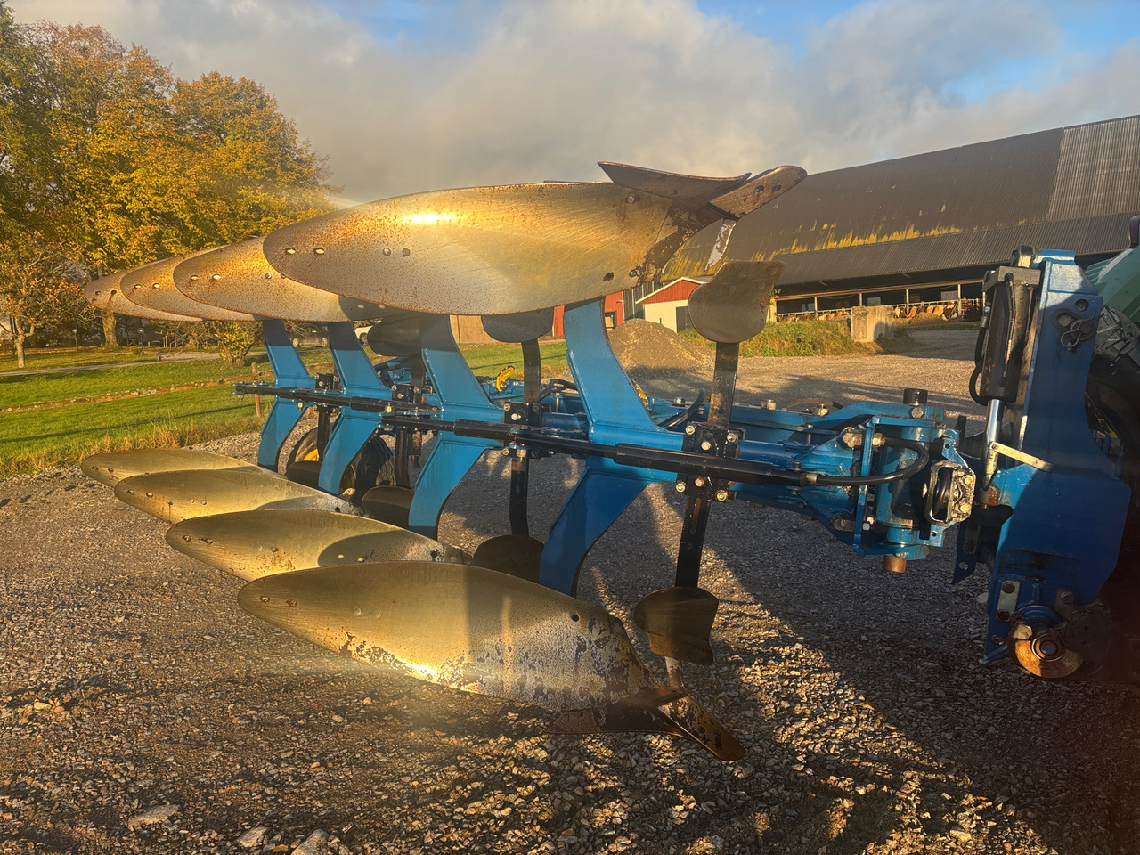 Överum VF DX 490H - Charrue: photos 1 Överum VF DX 490H - Charrue: photos 1