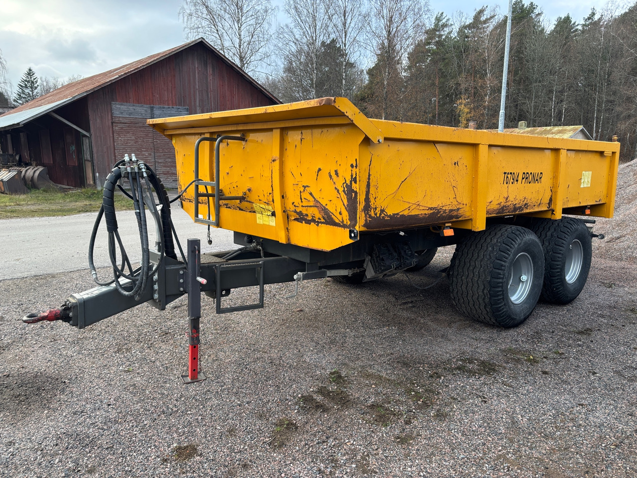 Pronar T679/4 - Remorque benne: photos 1 Pronar T679/4 - Remorque benne: photos 1