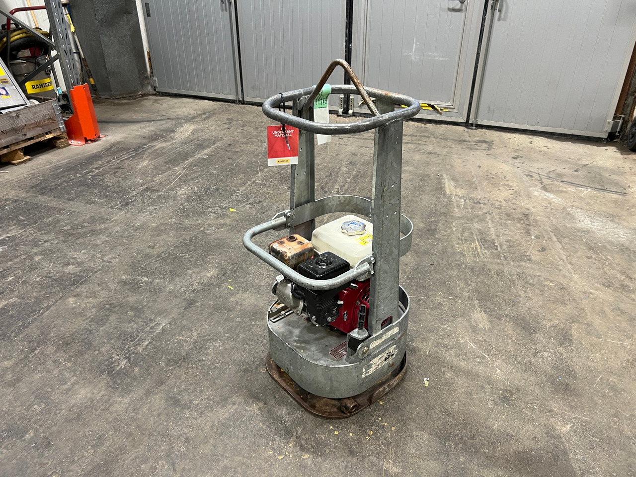 Swepac FR 85 - Plaque vibrante: photos 1 Swepac FR 85 - Plaque vibrante: photos 1