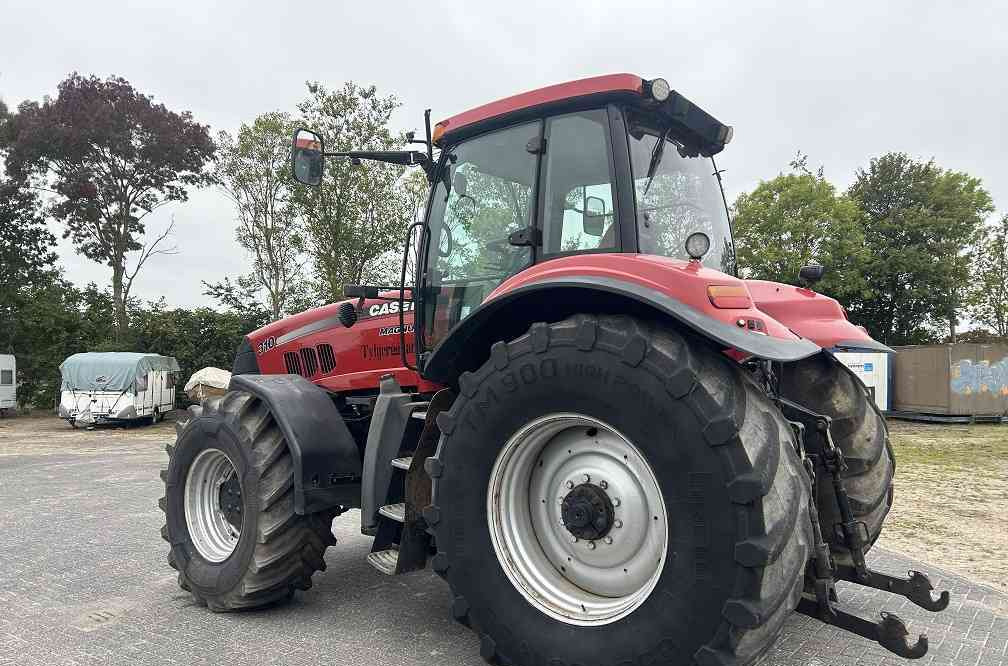 Case-IH Magnum 310 powershift - Tracteur agricole: photos 2 Case-IH Magnum 310 powershift - Tracteur agricole: photos 2