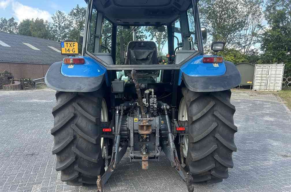New Holland ts 90 sle - Tracteur agricole: photos 3 New Holland ts 90 sle - Tracteur agricole: photos 3