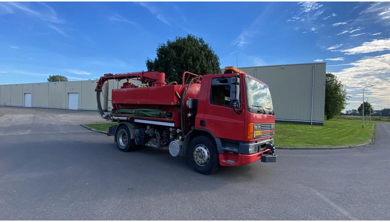 DAF 75.240 AE75RC - Camion vidangeur: photos 2 DAF 75.240 AE75RC - Camion vidangeur: photos 2