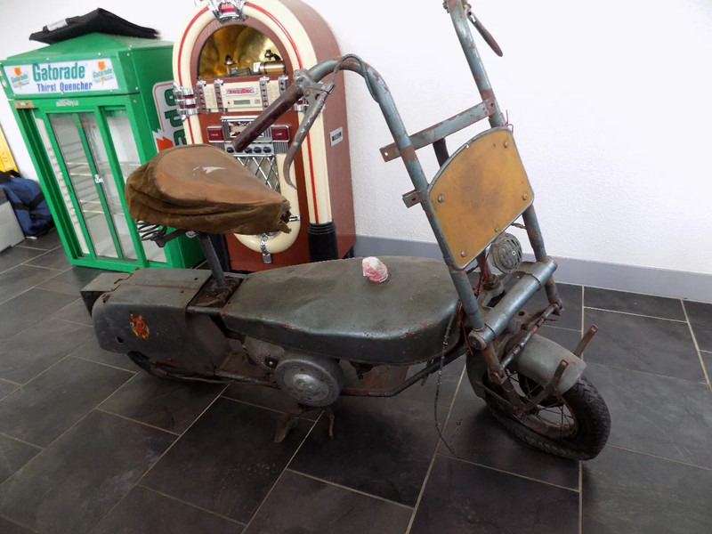 Airborn paramotor ww.2 airborne motorfiets opklapbaar luchtlanding para - Motocyclette: photos 1 Airborn paramotor ww.2 airborne motorfiets opklapbaar luchtlanding para - Motocyclette: photos 1