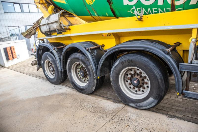 DE BUF BETON MIXER/MALAXEUR/MISCHER 12M3 - Semi-remorque malaxeur: photos 5 DE BUF BETON MIXER/MALAXEUR/MISCHER 12M3 - Semi-remorque malaxeur: photos 5