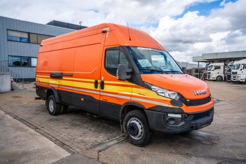 Iveco DAILY 70C170 +Dhollandia - Fourgon utilitaire: photos 2 Iveco DAILY 70C170 +Dhollandia - Fourgon utilitaire: photos 2