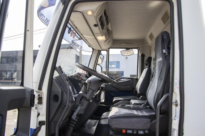 Iveco EUROCARGO 90E18- E5 +Porte-bagages réglable - Camion fourgon: photos 5 Iveco EUROCARGO 90E18- E5 +Porte-bagages réglable - Camion fourgon: photos 5