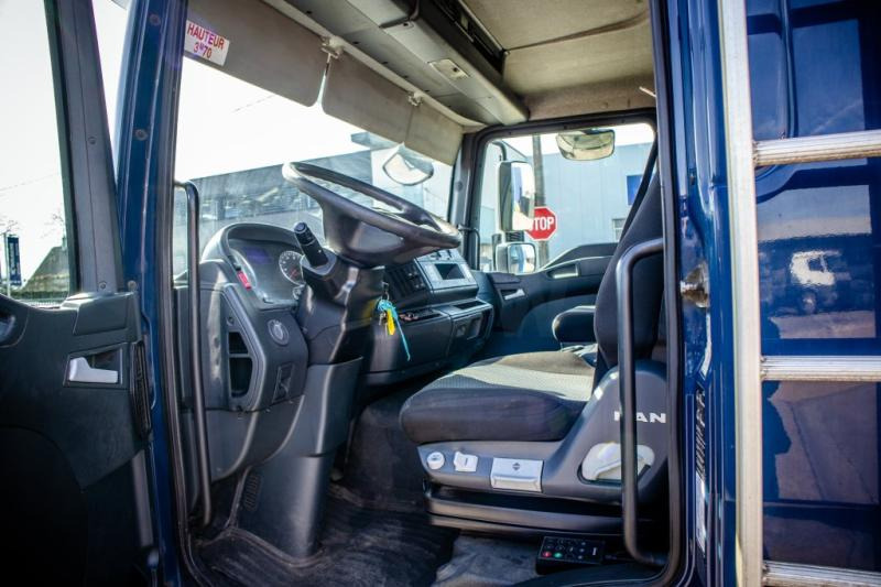 Camion frigorifique MAN TGL 12.220 BL - THERMOKING: photos 9