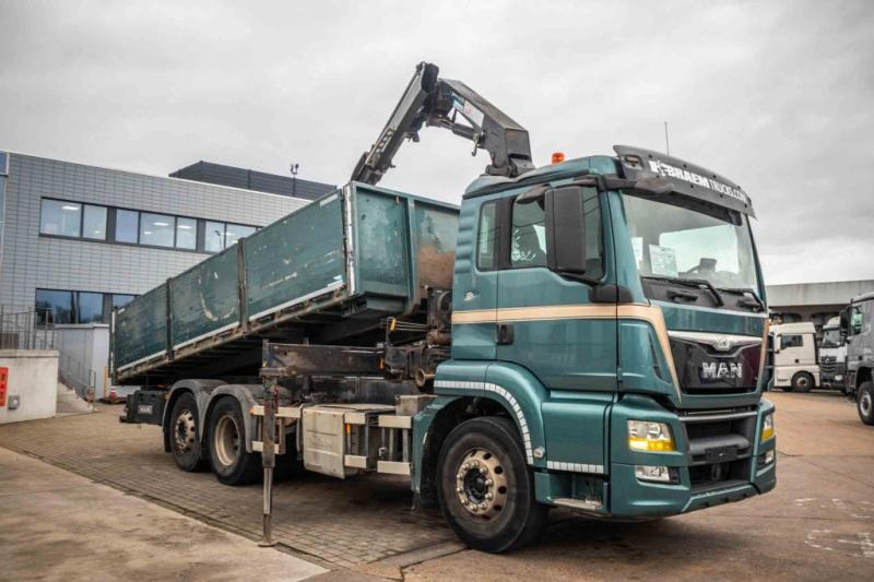 MAN TGS 26.440 BL + HMF 1520 - Camion benne, Camion grue: photos 2 MAN TGS 26.440 BL + HMF 1520 - Camion benne, Camion grue: photos 2