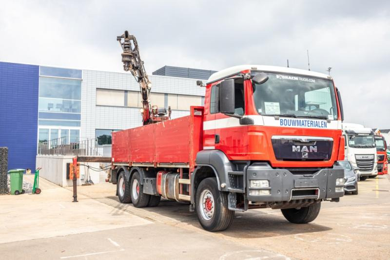 MAN TGS 33.360 BB + KENNIS 16 T/M -3XHYDR. - Camion plateau, Camion grue: photos 2 MAN TGS 33.360 BB + KENNIS 16 T/M -3XHYDR. - Camion plateau, Camion grue: photos 2