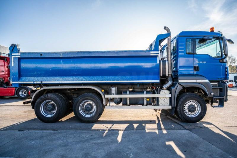MAN TGS 33.400 BB-6x6 - Camion benne: photos 3 MAN TGS 33.400 BB-6x6 - Camion benne: photos 3