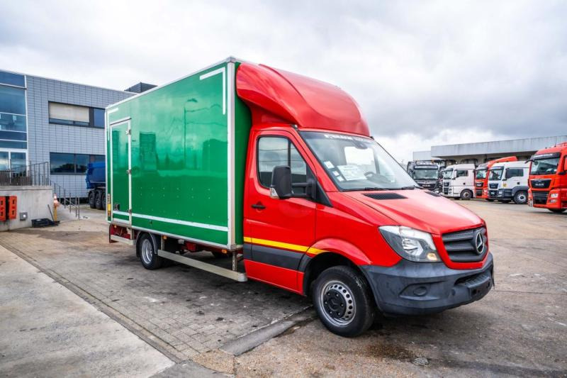 Mercedes SPRINTER 516 CDI - Fourgon utilitaire: photos 2 Mercedes SPRINTER 516 CDI - Fourgon utilitaire: photos 2