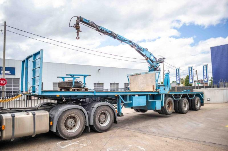 Kennis KRAAN/CRANE/GRUE/KRAN - KENNIS 14 TON/M - Semi-remorque: photos 1 Kennis KRAAN/CRANE/GRUE/KRAN - KENNIS 14 TON/M - Semi-remorque: photos 1